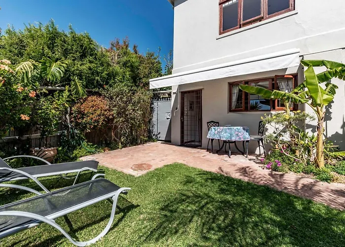 Garden Apartment Bay View